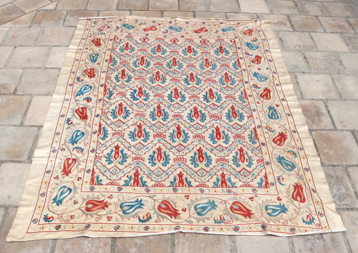 MS1624-75 Uzbek Suzani Embroidery. Unique and Distinctive Handmade Suzani.