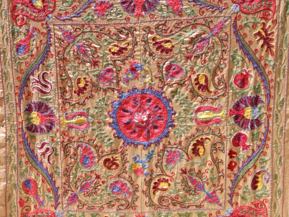 il_1140xN.6058943457_cc5n suzani