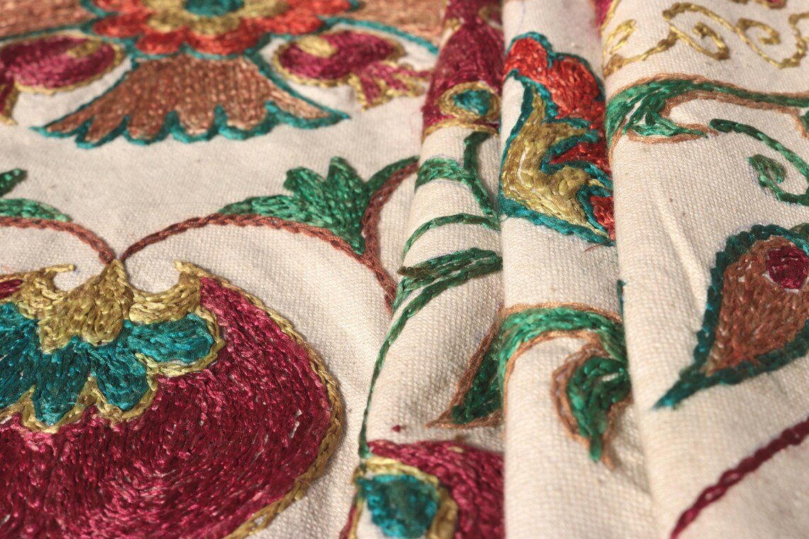 Uzbek Suzani Embroidery. Exquisite Handmade Suzani.