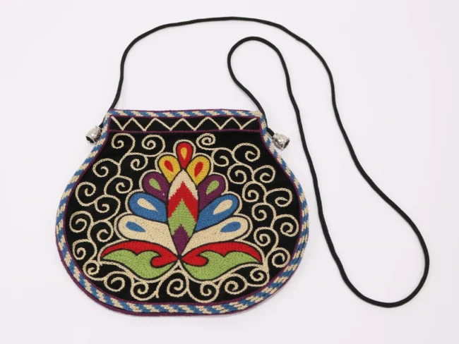 Suzani clutch, suzani purse, evening clutch. Shoulder Bag, Uzbek suzani clutch. Suzani motive hand clutch. Suzani totes. Decorative clutchs.