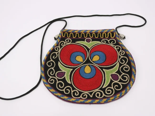 Suzani clutch, suzani purse, evening clutch. Shoulder Bag, Uzbek suzani clutch. Suzani motive hand clutch. Suzani totes. Decorative clutchs.