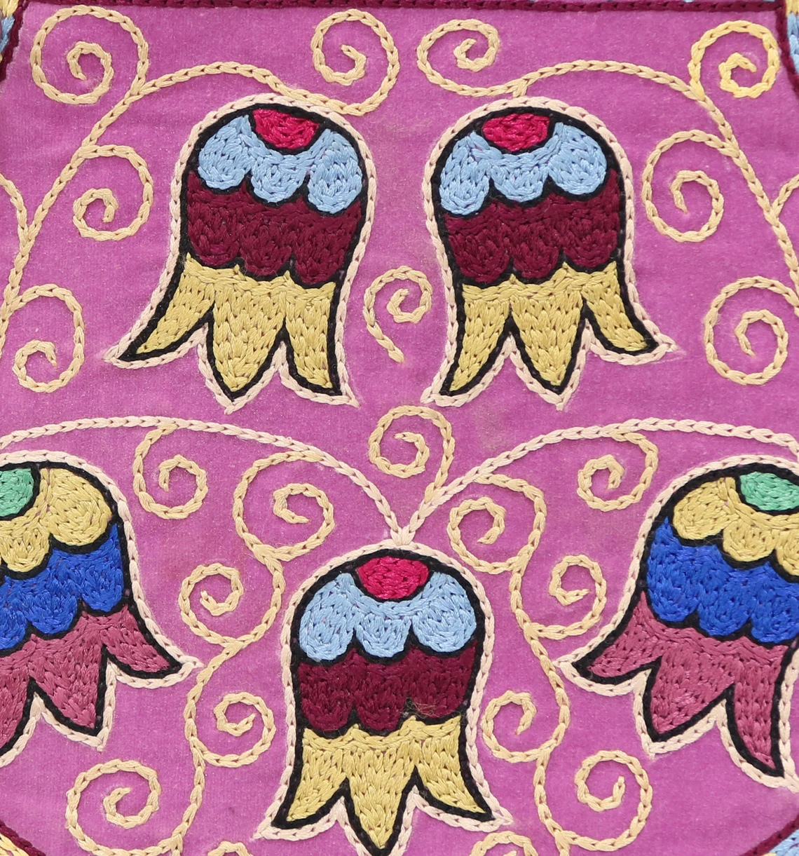 Suzani clutch, suzani purse, evening clutch. Shoulder Bag, Uzbek suzani clutch. Suzani motive hand clutch. Suzani totes. Decorative clutchs.