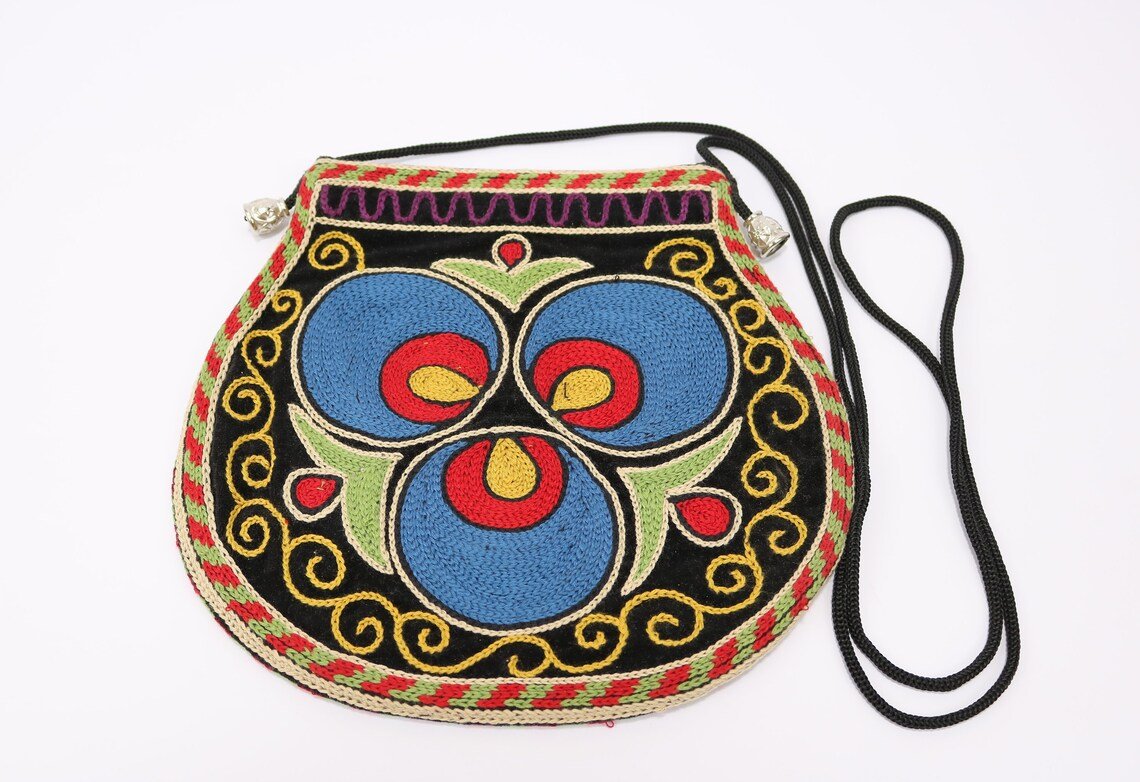 Suzani clutch, suzani purse, evening clutch. Shoulder Bag, Uzbek suzani clutch. Suzani motive hand clutch. Suzani totes. Decorative clutchs.