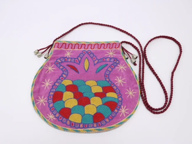Suzani clutch, suzani purse, evening clutch. Shoulder Bag, Uzbek suzani clutch. Suzani motive hand clutch. Suzani totes. Decorative clutchs.