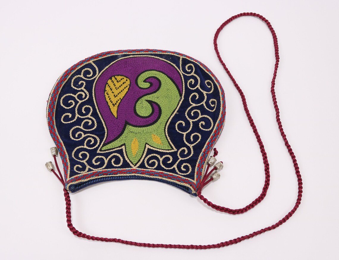 Suzani clutch, suzani purse, evening clutch. Shoulder Bag, Uzbek suzani clutch. Suzani motive hand clutch. Suzani totes. Decorative clutchs.