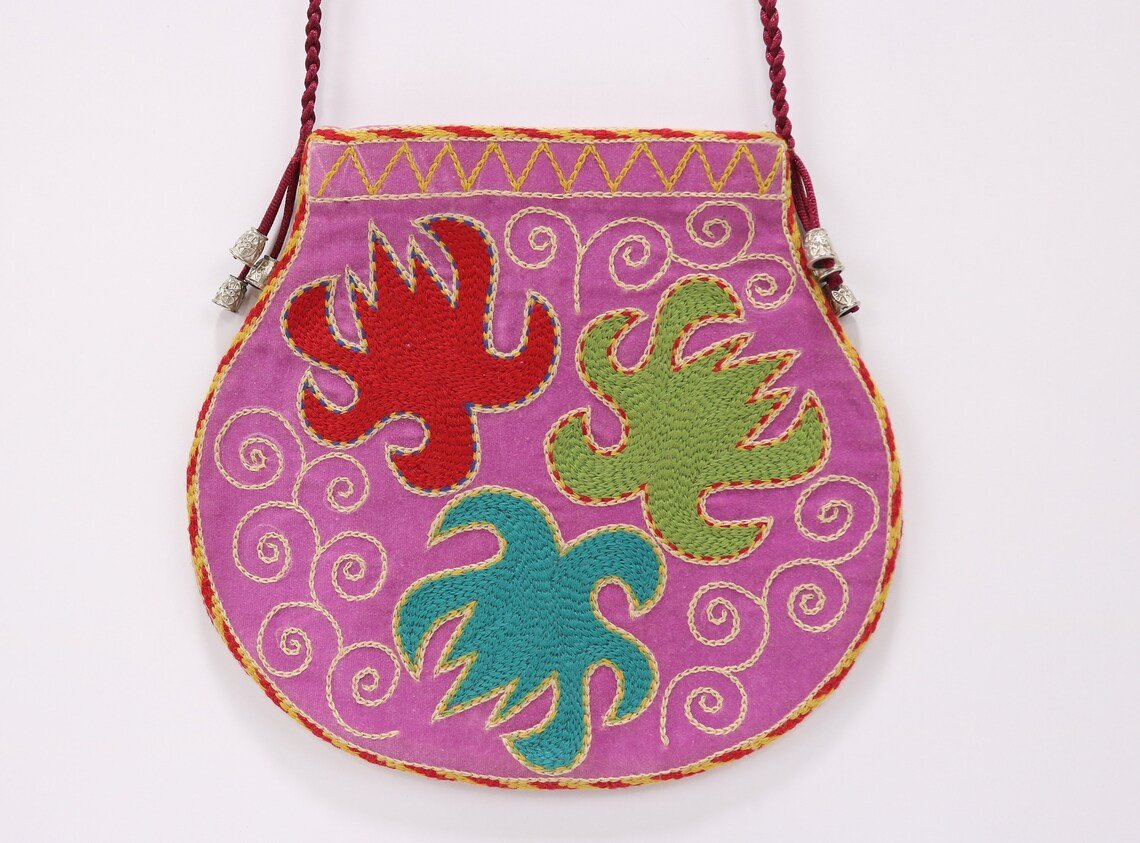 Suzani clutch, suzani purse, evening clutch. Shoulder Bag, Uzbek suzani clutch. Suzani motive hand clutch. Suzani totes. Decorative clutchs.
