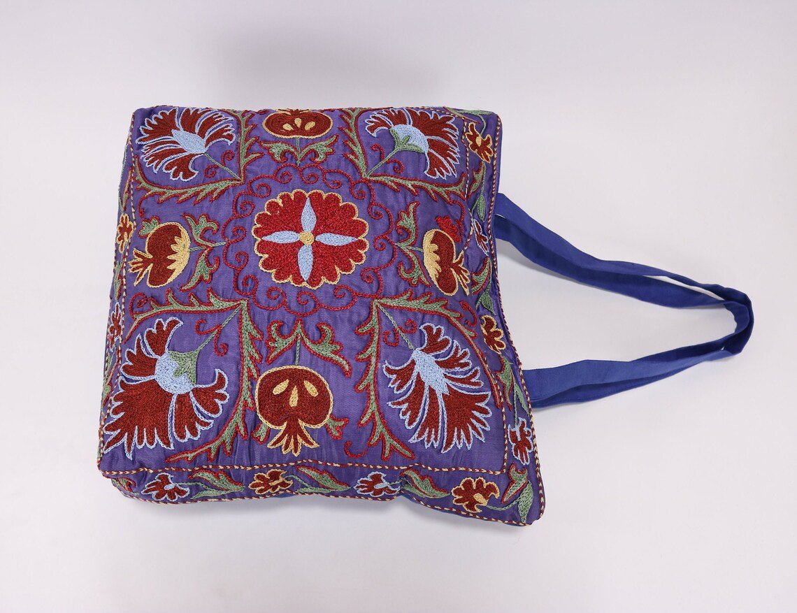 Shoulder Bag, Suzani clutch, suzani purse, evening clutch. Uzbek suzani clutch. Suzani motive hand clutch. Suzani totes. Decorative clutchs.