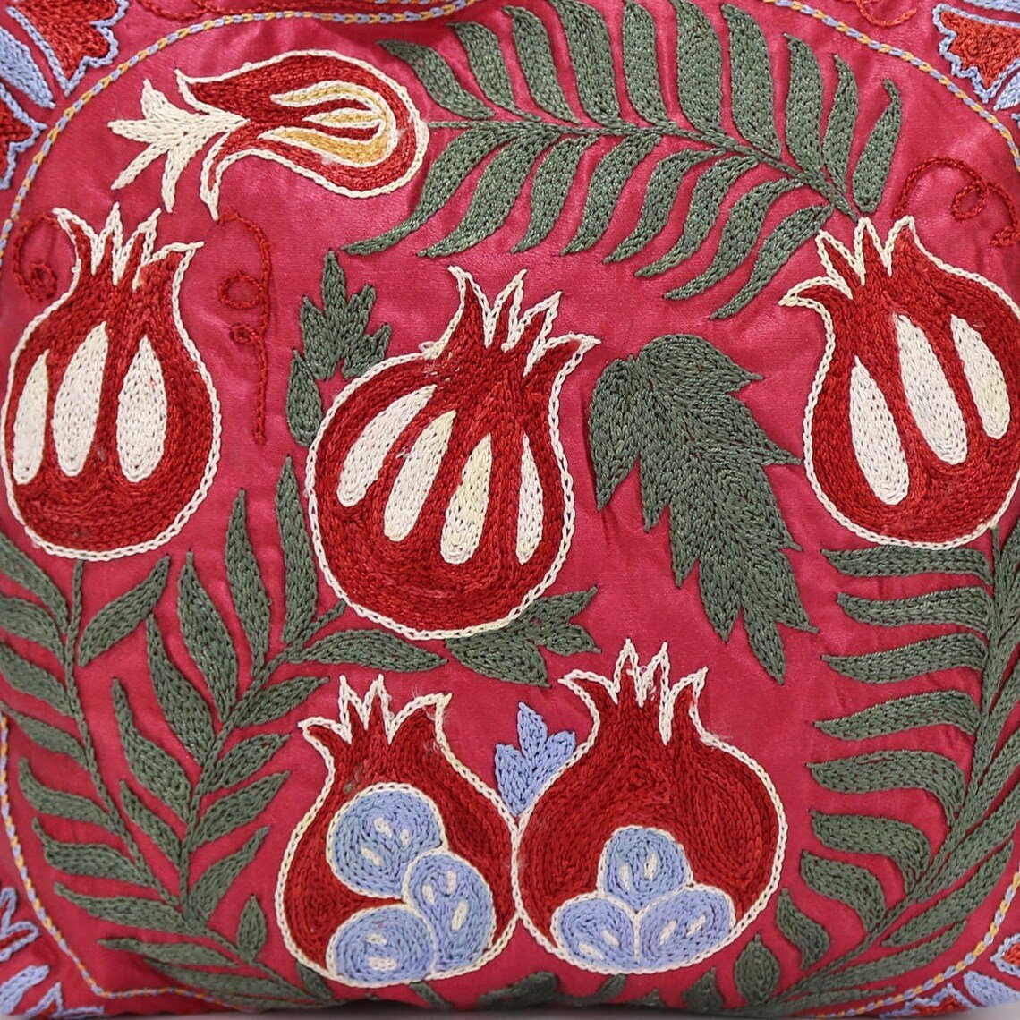 Shoulder Bag, Suzani clutch, suzani purse, evening clutch. Uzbek suzani clutch. Suzani motive hand clutch. Suzani totes. Decorative clutchs.
