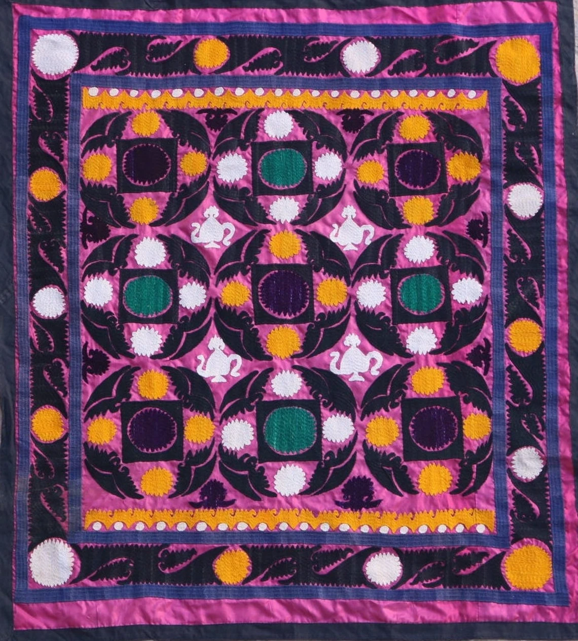 Suzani Vintage Boho Wall Decor, Uzbek Handmade Silk Embroidery, Suzani Fabric, Ethnic Wall hanging,Tapestry, Suzani Bedcover, Tablecloth