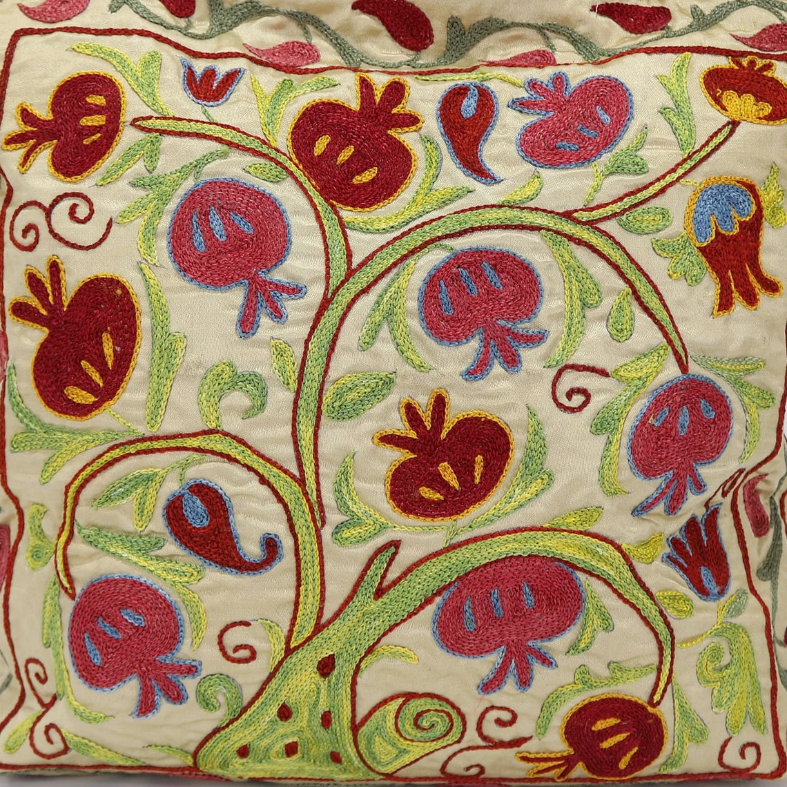 Shoulder Bag, Suzani clutch, suzani purse, evening clutch. Uzbek suzani clutch. Suzani motive hand clutch. Suzani totes. Decorative clutchs.
