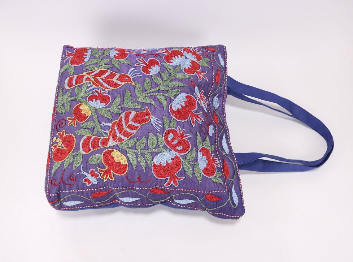 Shoulder Bag, Suzani clutch, suzani purse, evening clutch. Uzbek suzani clutch. Suzani motive hand clutch. Suzani totes. Decorative clutchs.