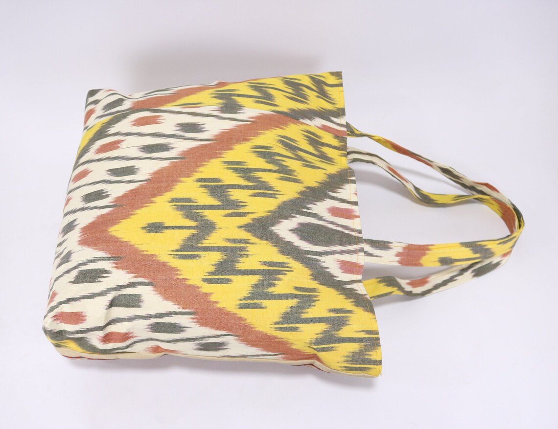 Shoulder Bag, Suzani clutch, suzani purse, evening clutch. Uzbek suzani clutch. Suzani motive hand clutch. Suzani totes. Decorative clutchs.