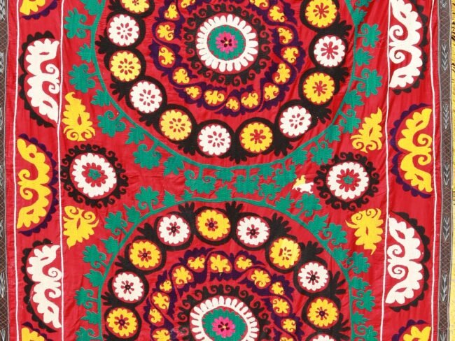 Vintage Suzani Boho Wall Decor, Uzbek Handmade Silk Embroidery, Suzani Fabric, Ethnic Wall hanging,Tapestry, Suzani Bedcover, Tablecloth