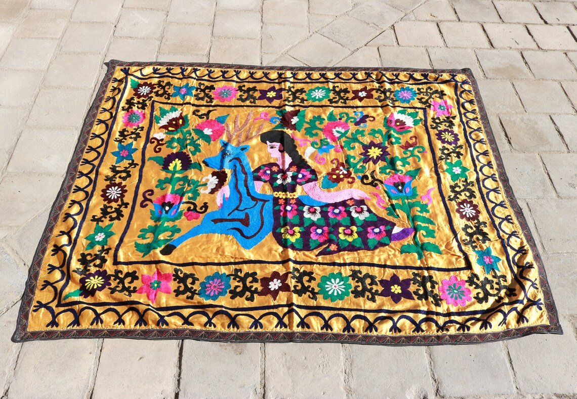 Suzani Vintage Boho Wall Decor, Uzbek Handmade Silk Embroidery, Suzani Fabric, Ethnic Wall hanging,Tapestry, Suzani Bedcover, Tablecloth