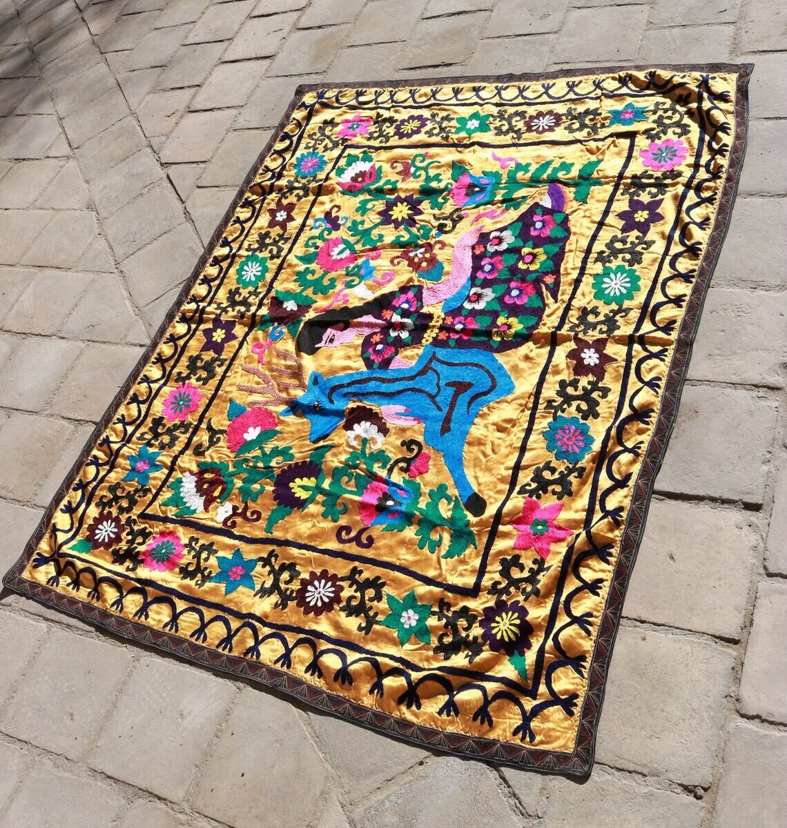 Suzani Vintage Boho Wall Decor, Uzbek Handmade Silk Embroidery, Suzani Fabric, Ethnic Wall hanging,Tapestry, Suzani Bedcover, Tablecloth