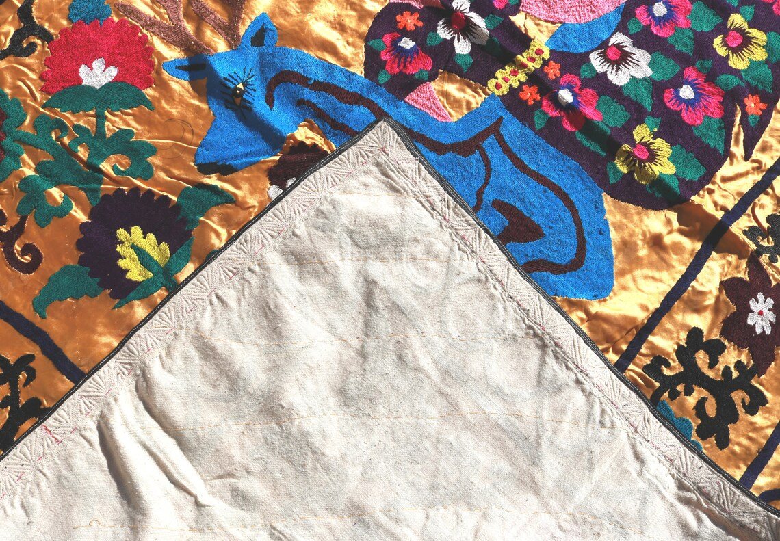 Suzani Vintage Boho Wall Decor, Uzbek Handmade Silk Embroidery, Suzani Fabric, Ethnic Wall hanging,Tapestry, Suzani Bedcover, Tablecloth