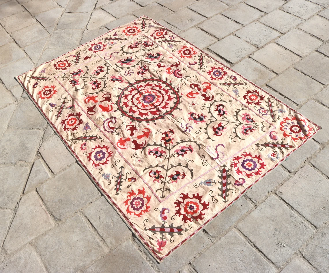 Suzani Vintage Boho Wall Decor, Uzbek Handmade Silk Embroidery, Suzani Fabric, Ethnic Wall hanging,Tapestry, Suzani Bedcover, Tablecloth