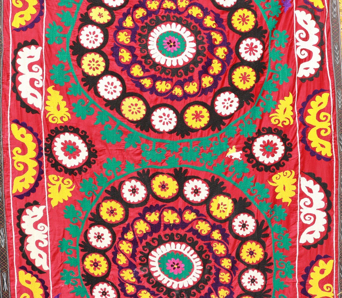 Vintage Suzani Boho Wall Decor, Uzbek Handmade Silk Embroidery, Suzani Fabric, Ethnic Wall hanging,Tapestry, Suzani Bedcover, Tablecloth
