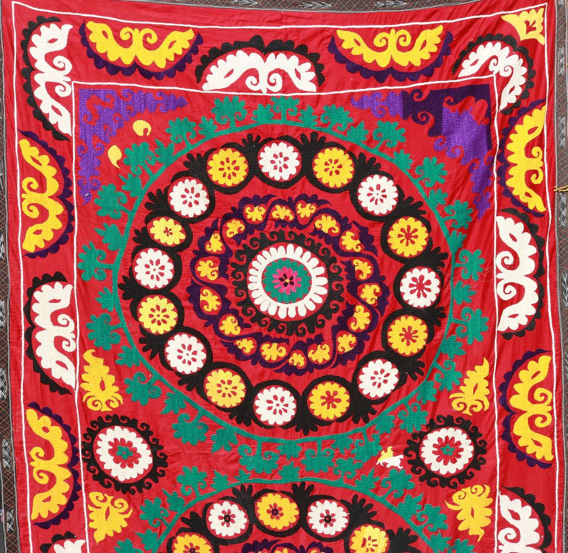 Vintage Suzani Boho Wall Decor, Uzbek Handmade Silk Embroidery, Suzani Fabric, Ethnic Wall hanging,Tapestry, Suzani Bedcover, Tablecloth