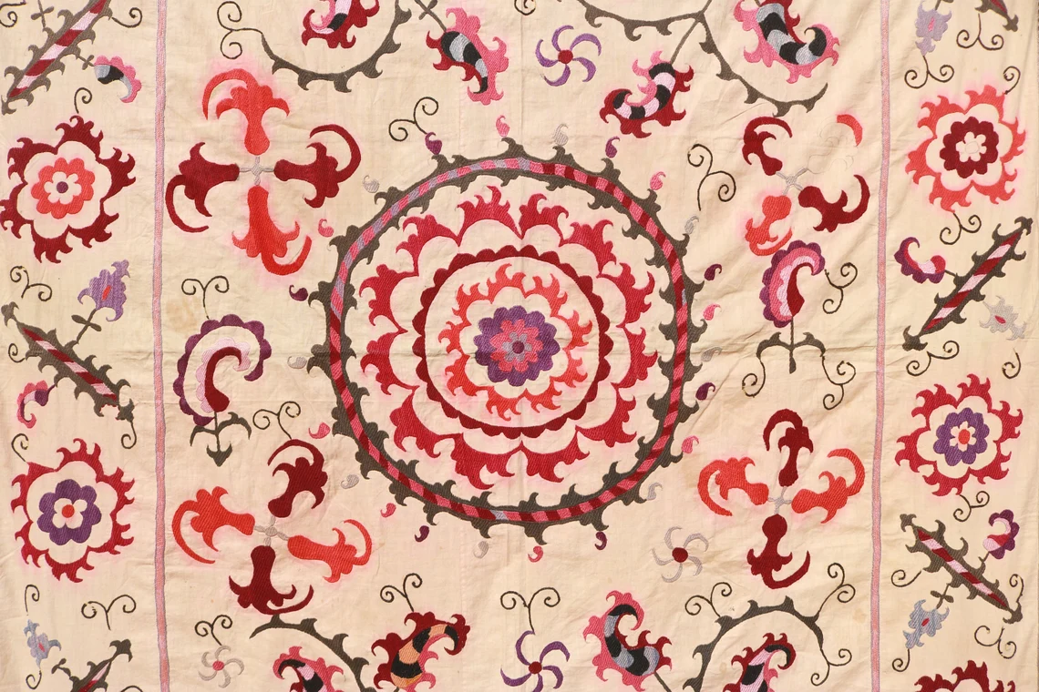 Suzani Vintage Boho Wall Decor, Uzbek Handmade Silk Embroidery, Suzani Fabric, Ethnic Wall hanging,Tapestry, Suzani Bedcover, Tablecloth