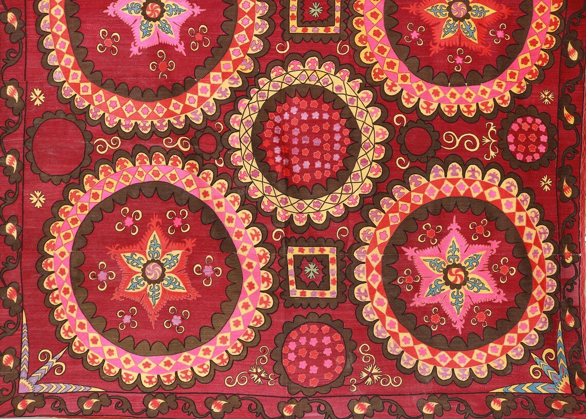 Suzani Vintage Boho Wall Decor, Uzbek Handmade Silk Embroidery, Suzani Fabric, Ethnic Wall hanging,Tapestry, Suzani Bedcover, Tablecloth