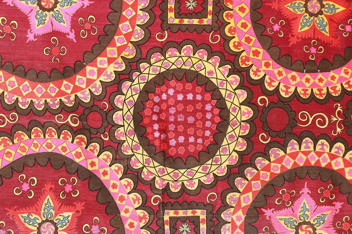 Suzani Vintage Boho Wall Decor, Uzbek Handmade Silk Embroidery, Suzani Fabric, Ethnic Wall hanging,Tapestry, Suzani Bedcover, Tablecloth