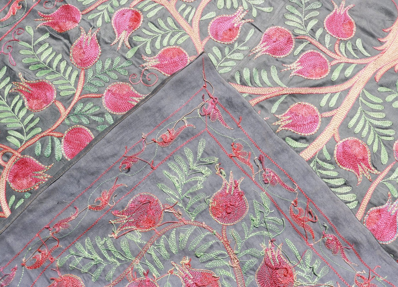 Suzani Uzbek handmade embroidery,Suzani Fabric Suzani Wall Hanging,  Bedspread, Bedcover, Wall hanging Decorative fabric, Suzani tablecloth.