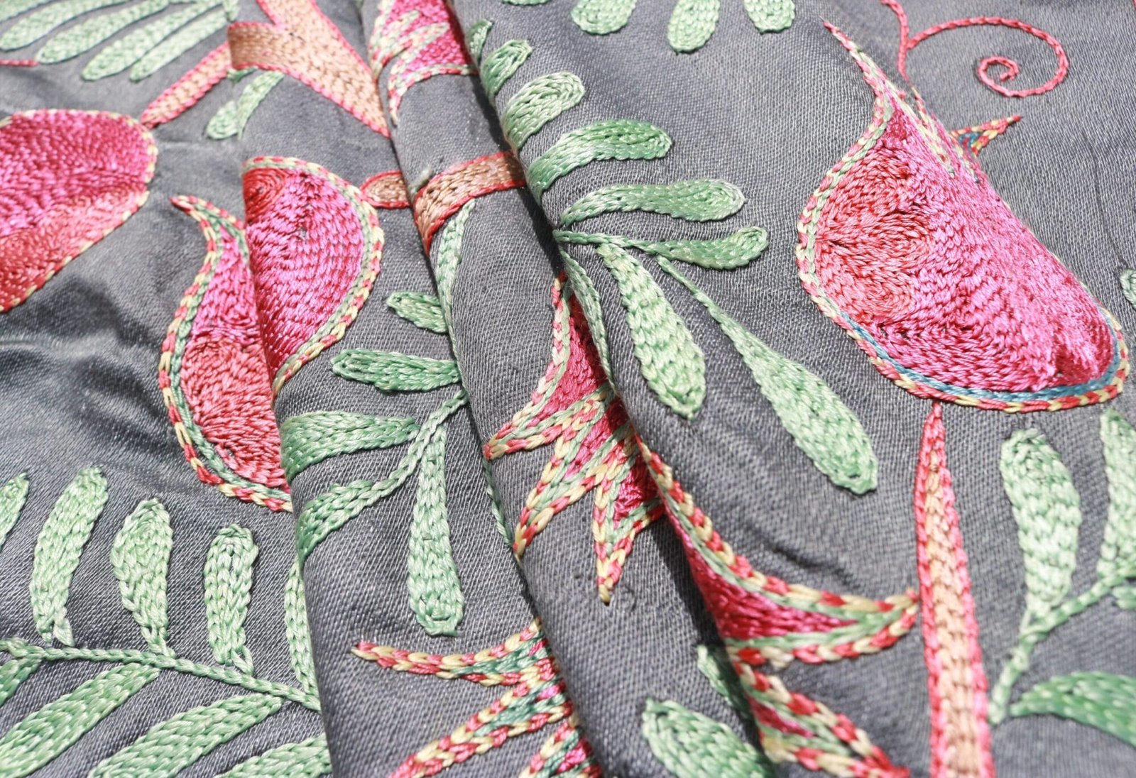 Suzani Uzbek handmade embroidery,Suzani Fabric Suzani Wall Hanging,  Bedspread, Bedcover, Wall hanging Decorative fabric, Suzani tablecloth.