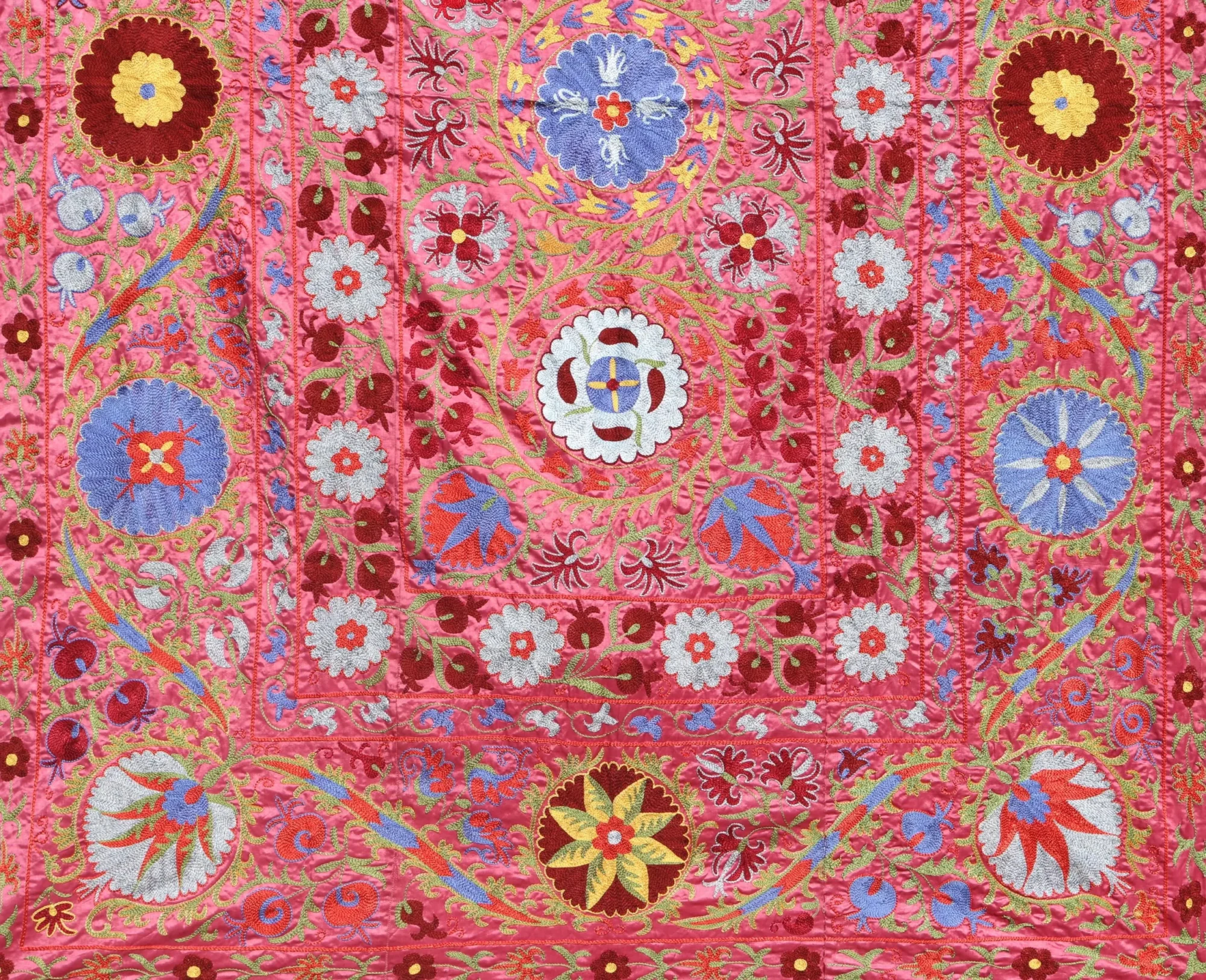 Silk Suzani Clasic Uzbek embroidery,Suzani Fabric Suzani Wall Hanging, Bedspread, Bed cover, Wall hanging, Wall Decor fabric, Tablecloth