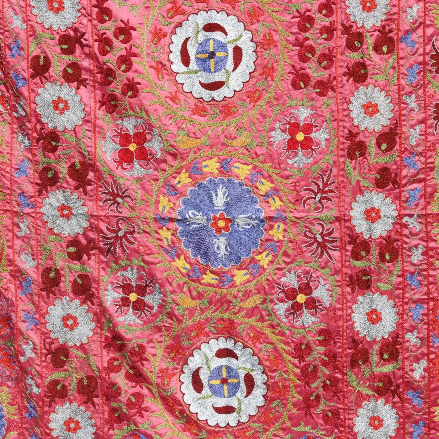 Silk Suzani Clasic Uzbek embroidery,Suzani Fabric Suzani Wall Hanging, Bedspread, Bed cover, Wall hanging, Wall Decor fabric, Tablecloth