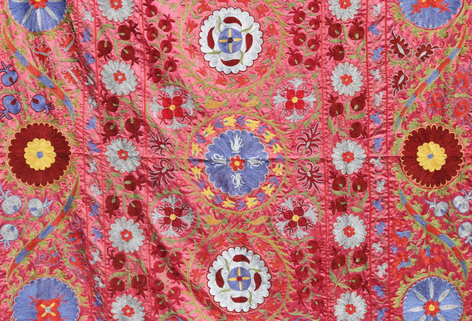 Silk Suzani Clasic Uzbek embroidery,Suzani Fabric Suzani Wall Hanging, Bedspread, Bed cover, Wall hanging, Wall Decor fabric, Tablecloth