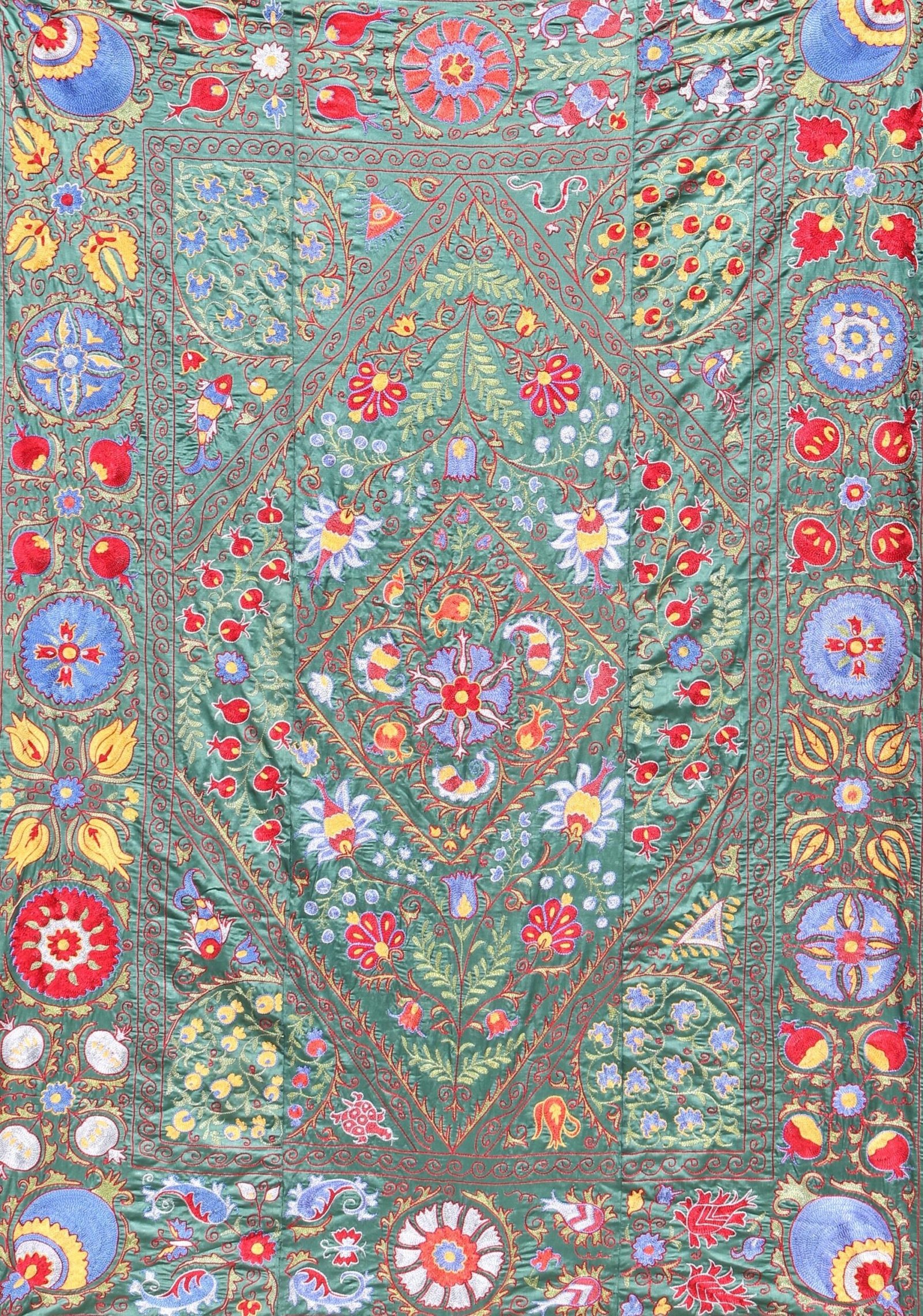 Silk Suzani Clasic Uzbek embroidery,Suzani Fabric Suzani Wall Hanging, Bedspread, Bed cover, Wall hanging, Wall Decor fabric, Tablecloth