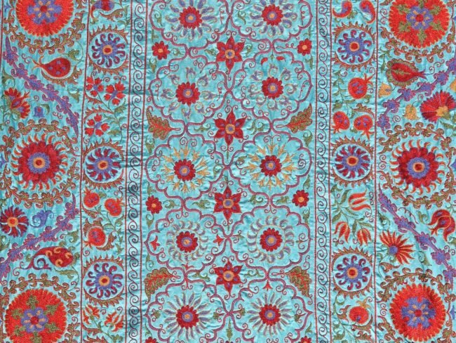 Silk Suzani Clasic Uzbek embroidery,Suzani Fabric Suzani Wall Hanging, Bedspread, Bed cover, Wall hanging, Wall Decor fabric, Tablecloth