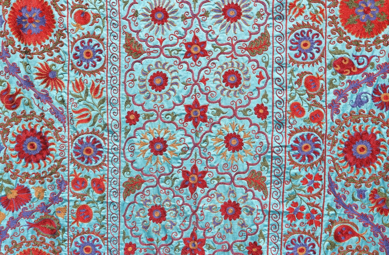 Silk Suzani Clasic Uzbek embroidery,Suzani Fabric Suzani Wall Hanging, Bedspread, Bed cover, Wall hanging, Wall Decor fabric, Tablecloth