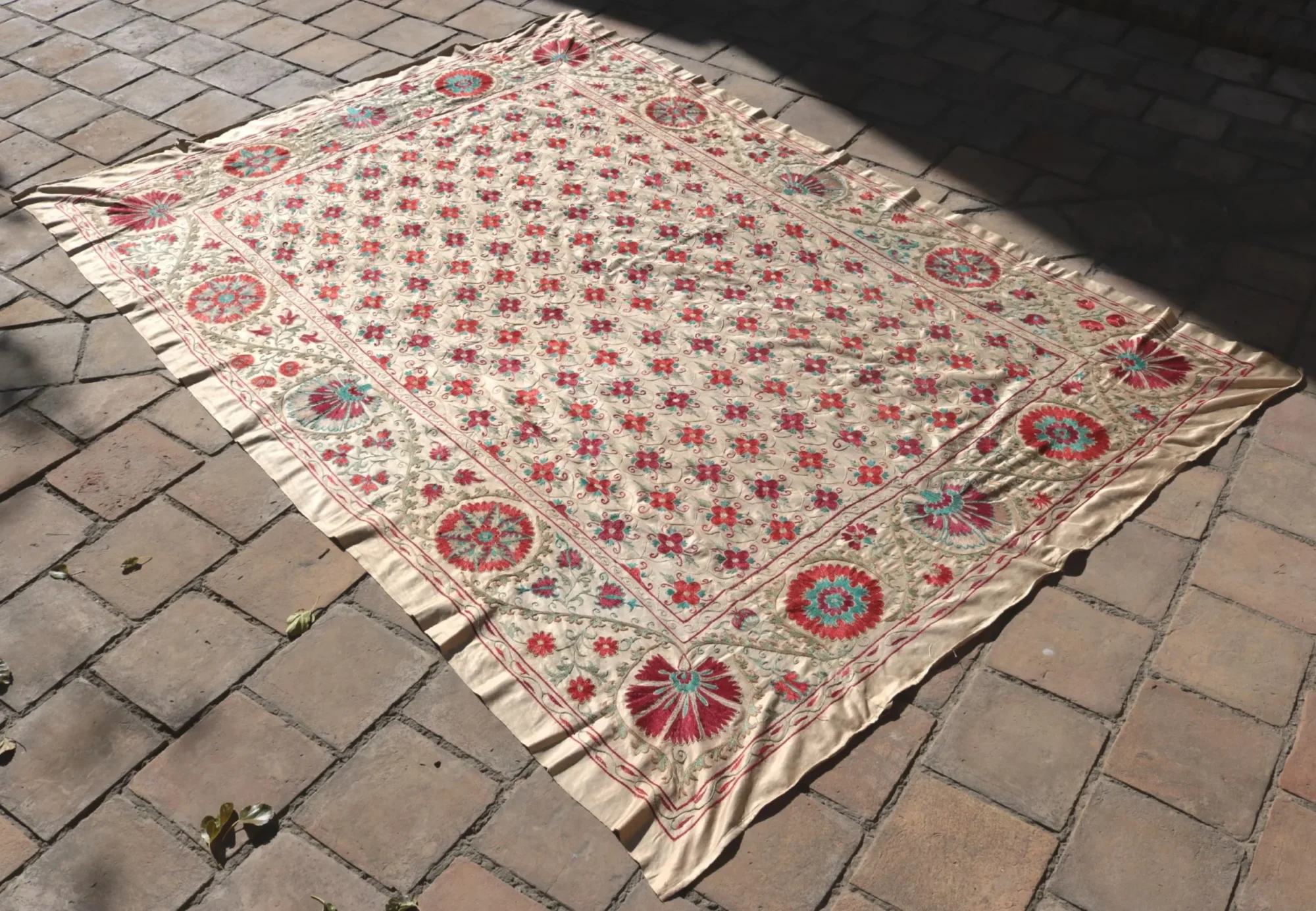 Suzani Uzbek handmade embroidery,Suzani Fabric Suzani Wall Hanging,  Bedspread, Bedcover, Wall hanging Decorative fabric, Suzani tablecloth.