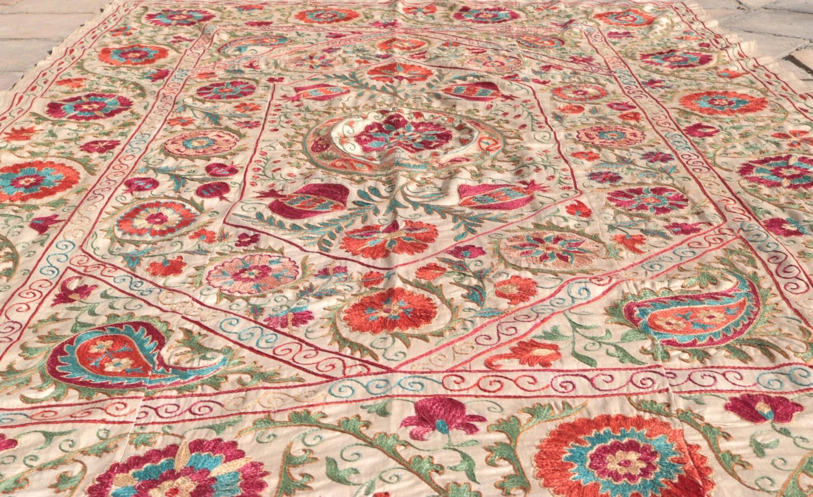 Suzani Uzbek handmade embroidery,Suzani Fabric Suzani Wall Hanging,  Bedspread, Bedcover, Wall hanging Decorative fabric, Suzani tablecloth.