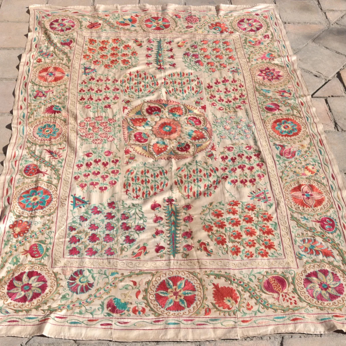 Suzani Uzbek handmade embroidery,Suzani Fabric Suzani Wall Hanging,  Bedspread, Bedcover, Wall hanging Decorative fabric, Suzani tablecloth.
