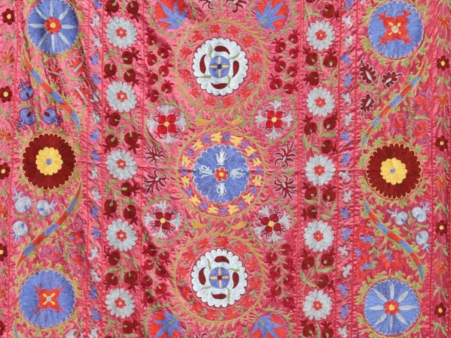 Silk Suzani Clasic Uzbek embroidery,Suzani Fabric Suzani Wall Hanging, Bedspread, Bed cover, Wall hanging, Wall Decor fabric, Tablecloth