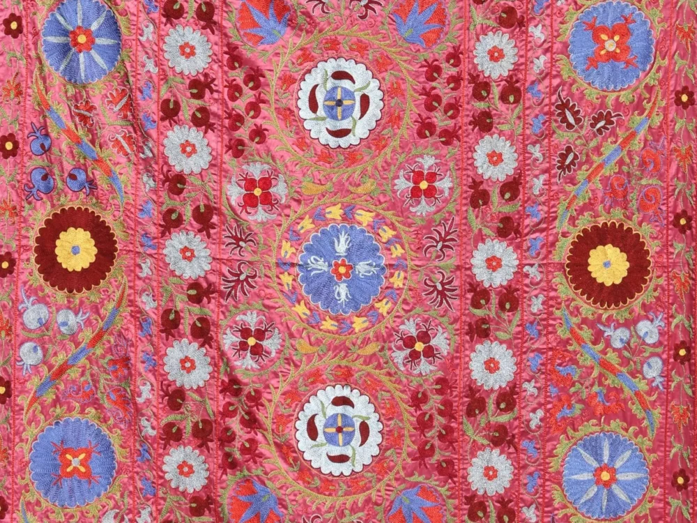 il_fullxfull.6447460337_f3f6 Silk Suzani Clasic Uzbek embroidery,Suzani Fabric Suzani Wall Hanging, Bedspread, Bed cover, Wall hanging, Wall Decor fabric, Tablecloth