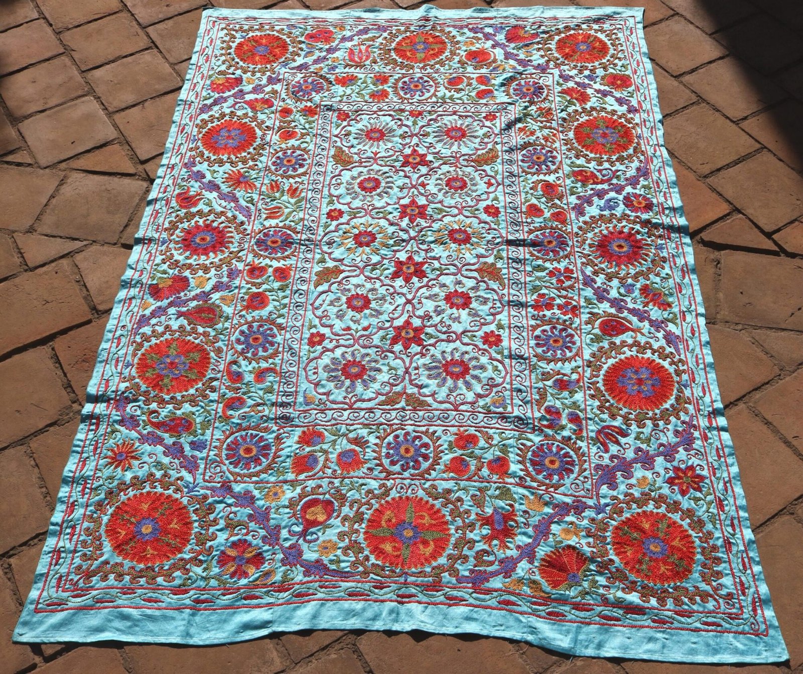 Silk Suzani Clasic Uzbek embroidery,Suzani Fabric Suzani Wall Hanging, Bedspread, Bed cover, Wall hanging, Wall Decor fabric, Tablecloth