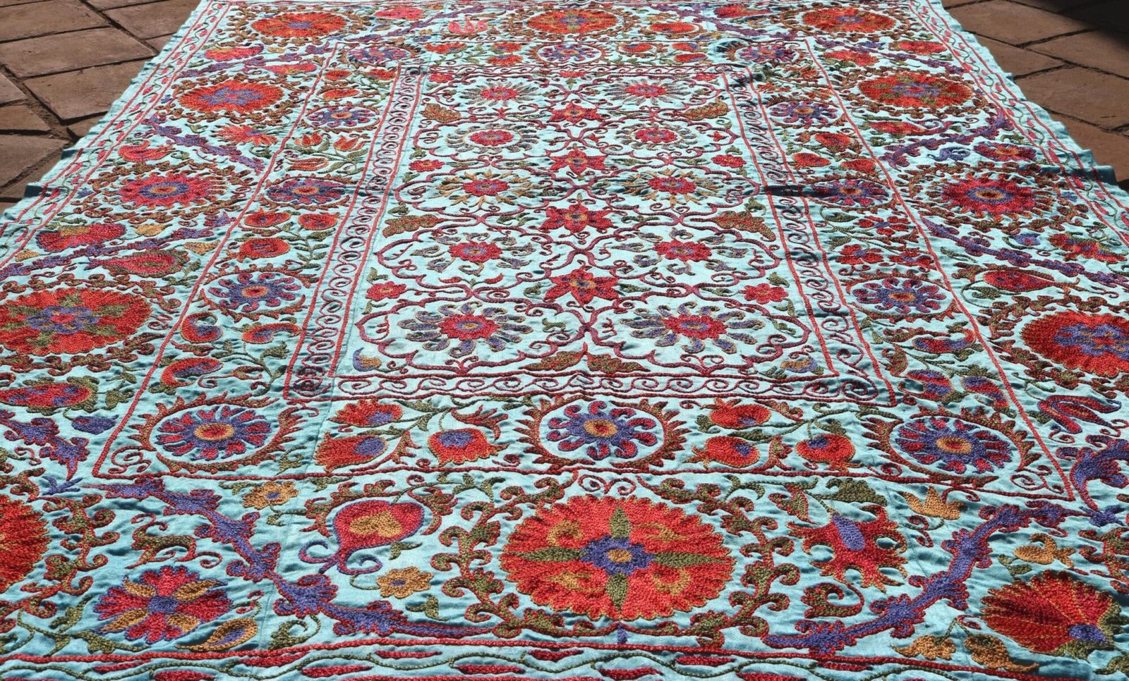 Silk Suzani Clasic Uzbek embroidery,Suzani Fabric Suzani Wall Hanging, Bedspread, Bed cover, Wall hanging, Wall Decor fabric, Tablecloth