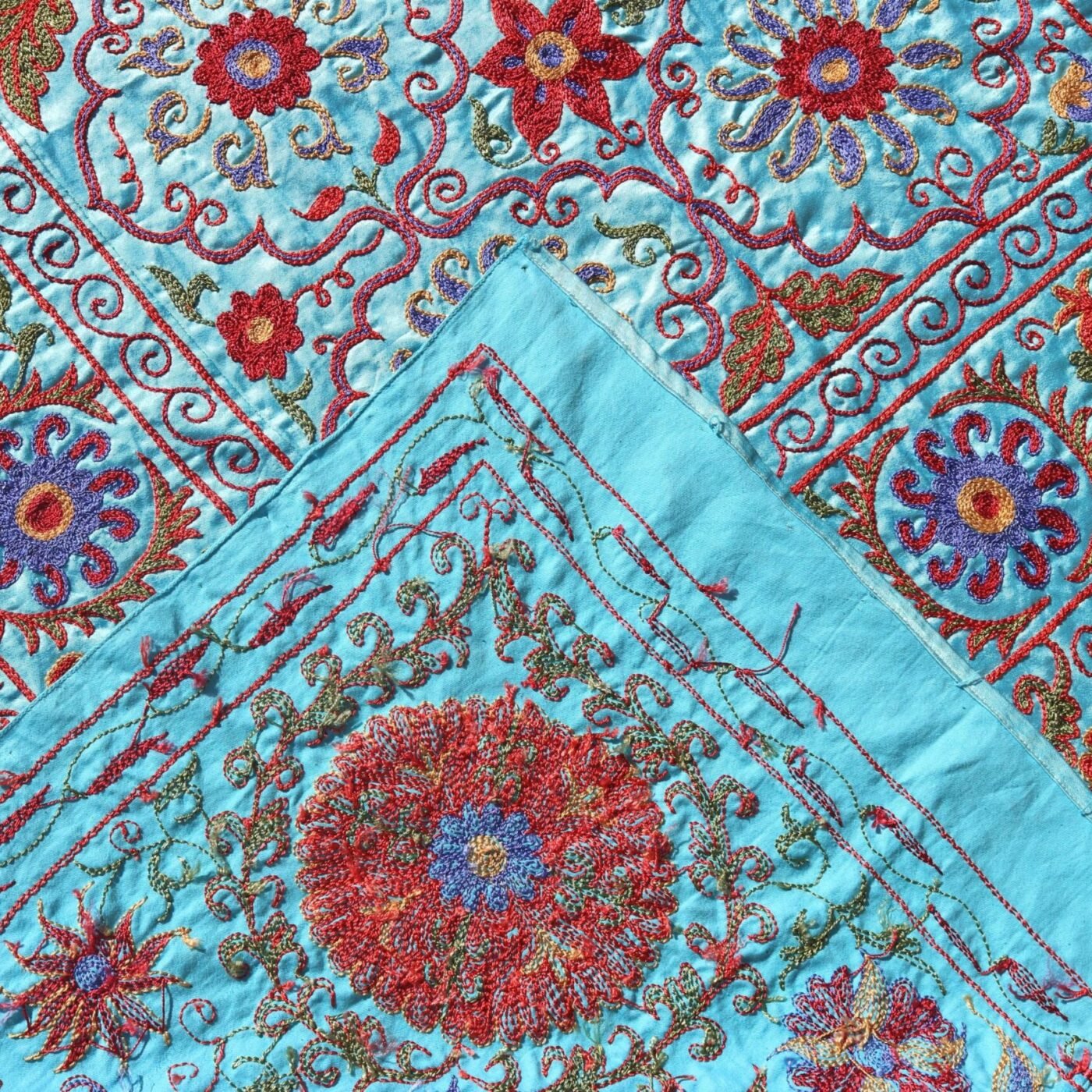 Silk Suzani Clasic Uzbek embroidery,Suzani Fabric Suzani Wall Hanging, Bedspread, Bed cover, Wall hanging, Wall Decor fabric, Tablecloth
