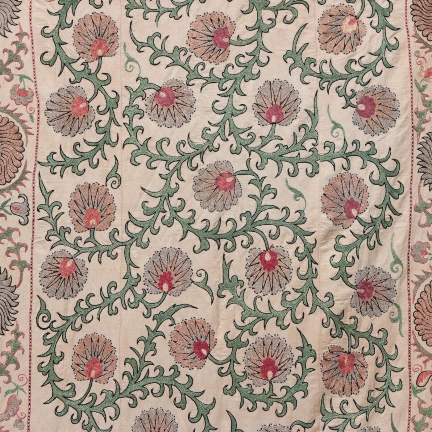 Silk Suzani Clasic Uzbek embroidery,Suzani Fabric Suzani Wall Hanging, Bedspread, Bed cover, Wall hanging, Wall Decor fabric, Tablecloth