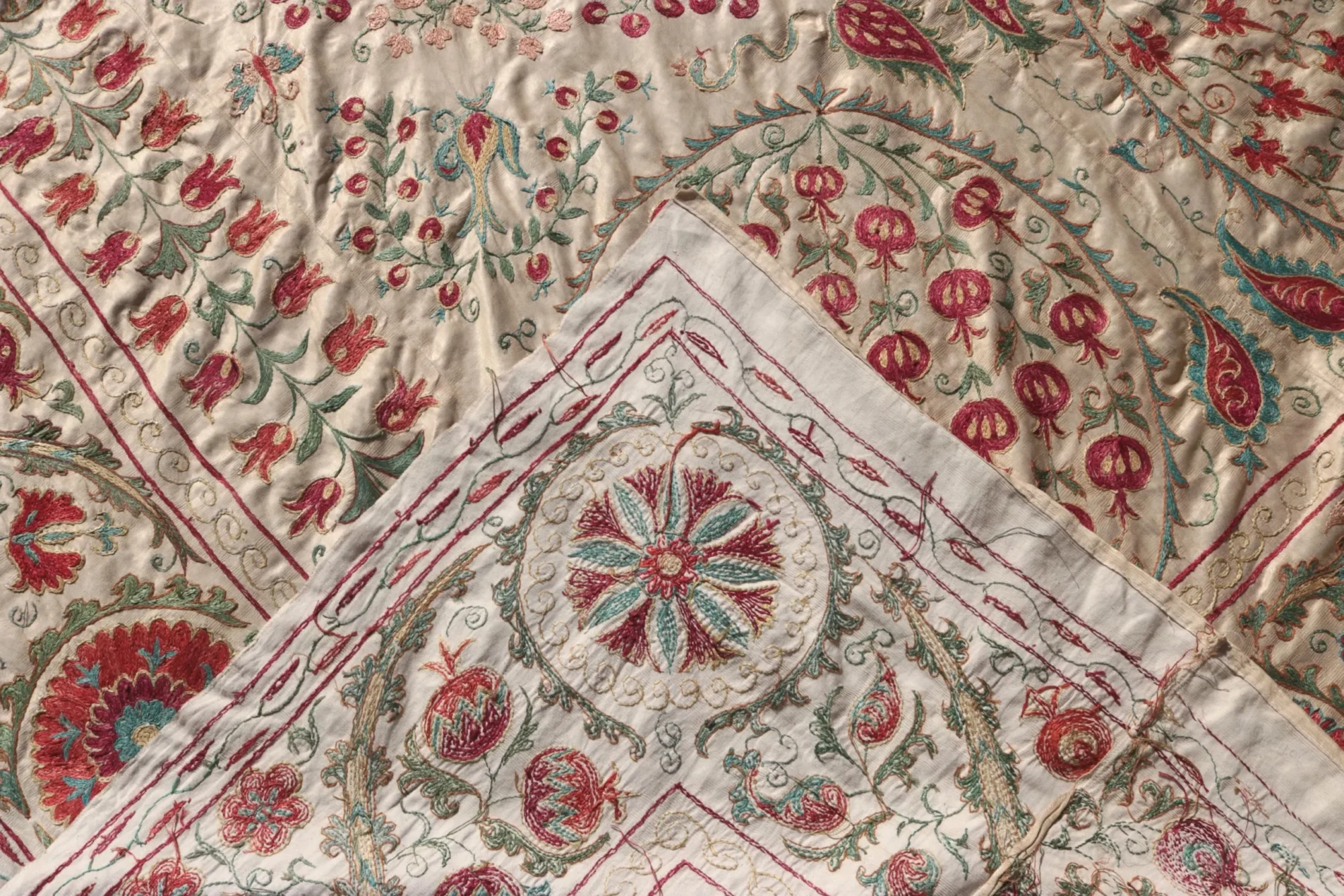 il_fullxfull.6474786289_ff6a Suzani Uzbek handmade embroidery,Suzani Fabric Suzani Wall Hanging, Bedspread, Bedcover, Wall hanging Decorative fabric, Suzani tablecloth.