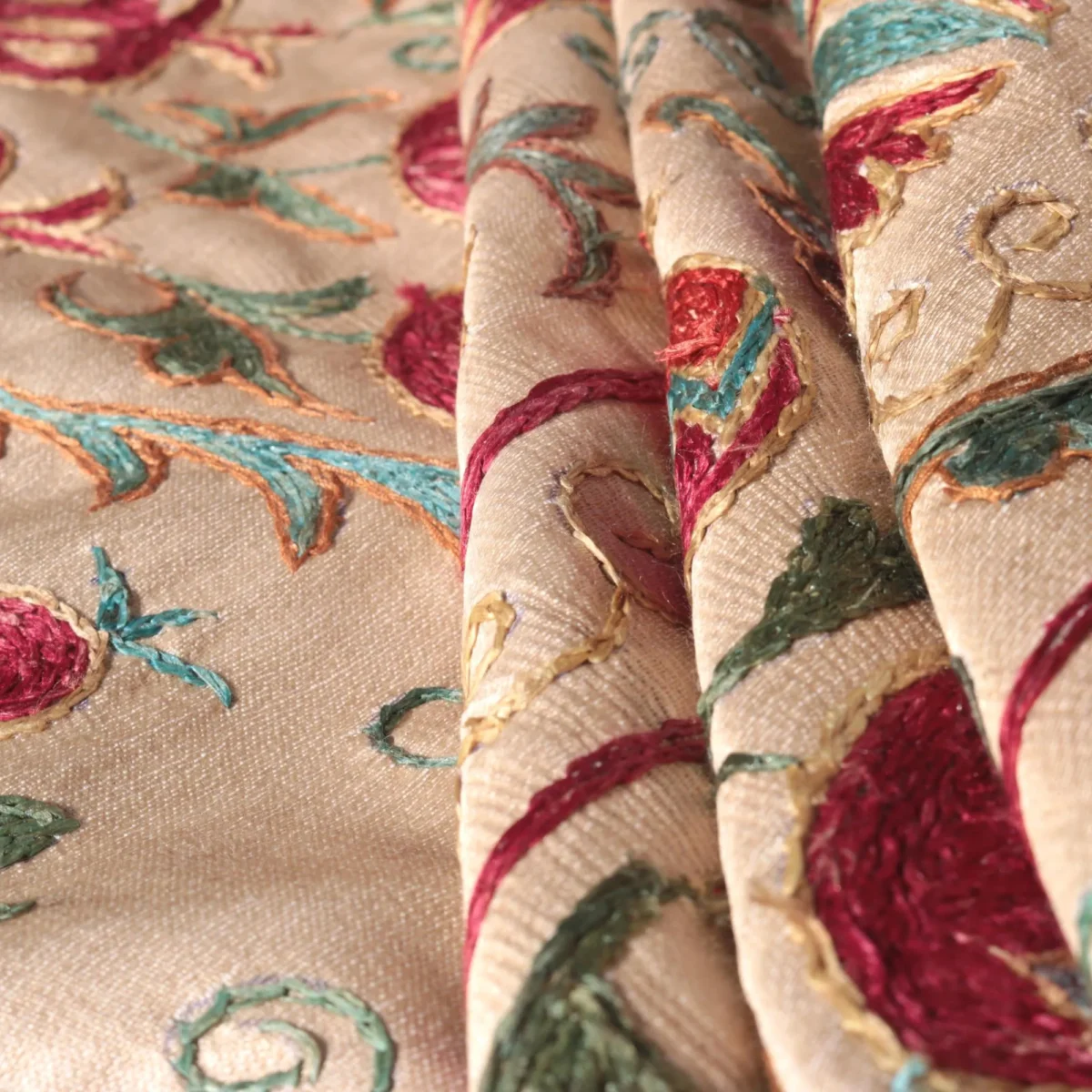 Suzani Uzbek handmade embroidery,Suzani Fabric Suzani Wall Hanging,  Bedspread, Bedcover, Wall hanging Decorative fabric, Suzani tablecloth.