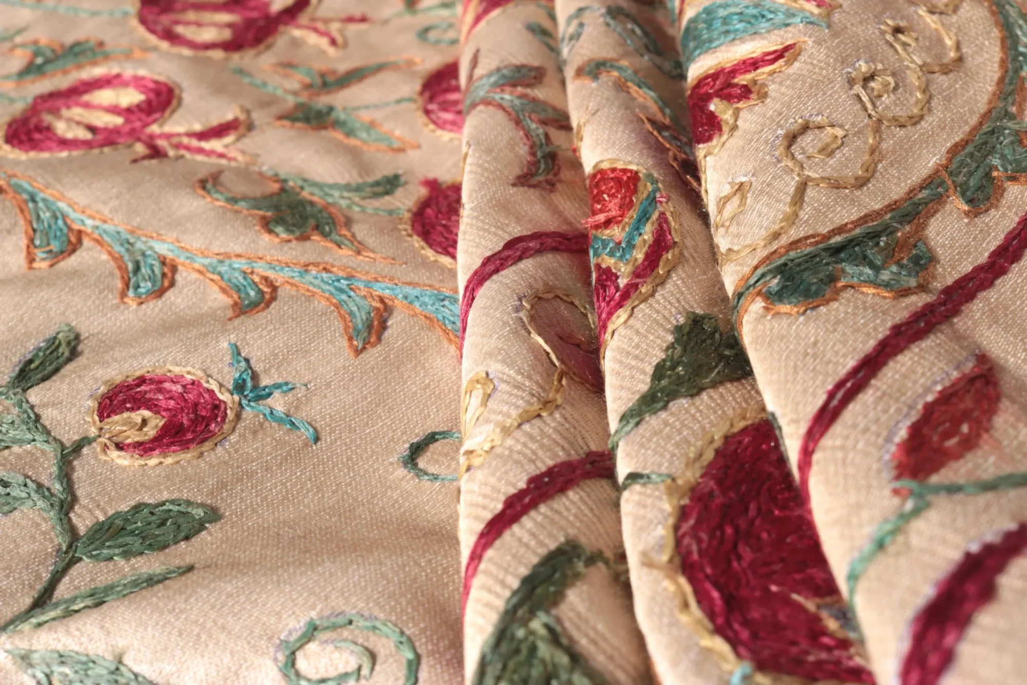 il_fullxfull.6474786439_2fw6 Suzani Uzbek handmade embroidery,Suzani Fabric Suzani Wall Hanging, Bedspread, Bedcover, Wall hanging Decorative fabric, Suzani tablecloth.