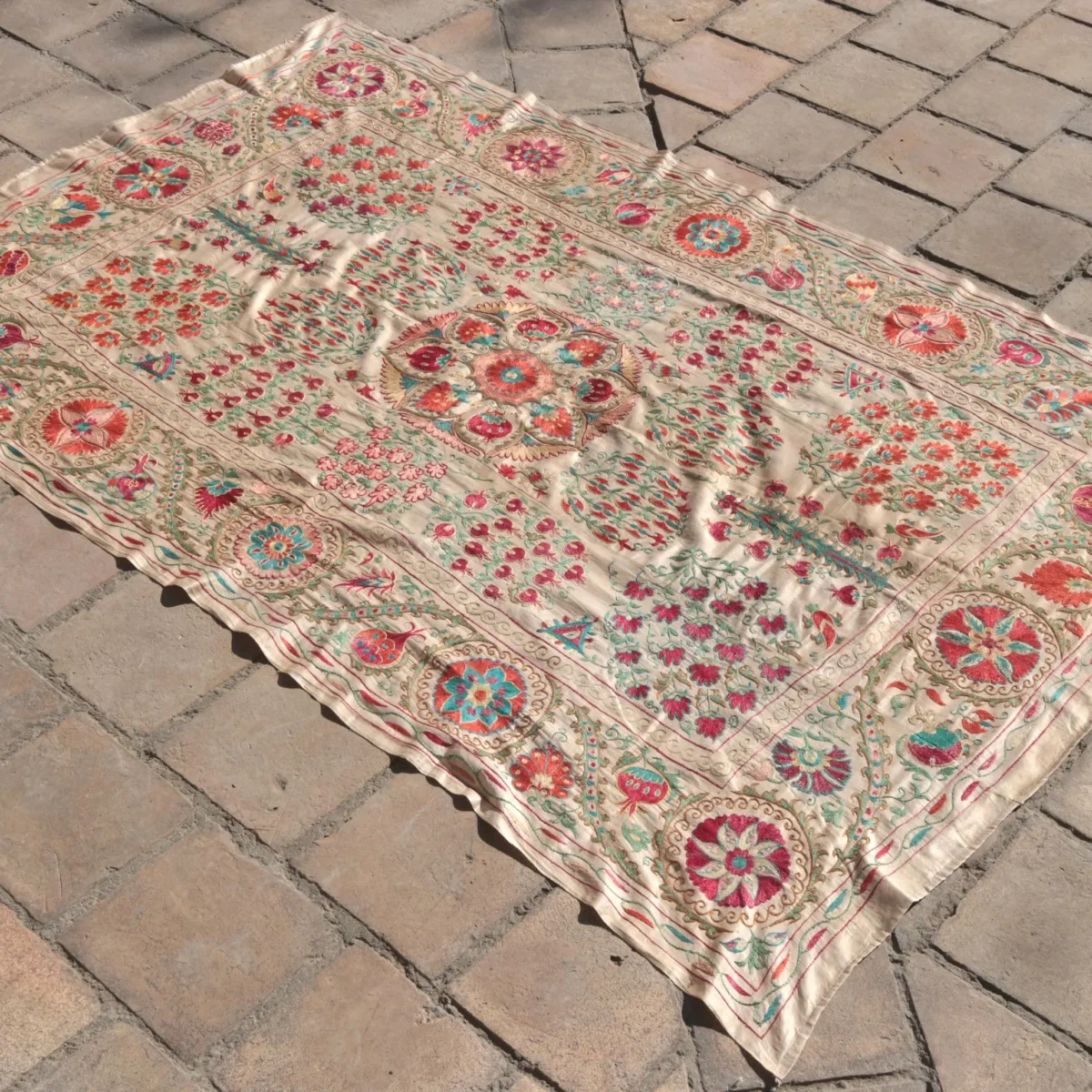 Suzani Uzbek handmade embroidery,Suzani Fabric Suzani Wall Hanging,  Bedspread, Bedcover, Wall hanging Decorative fabric, Suzani tablecloth.