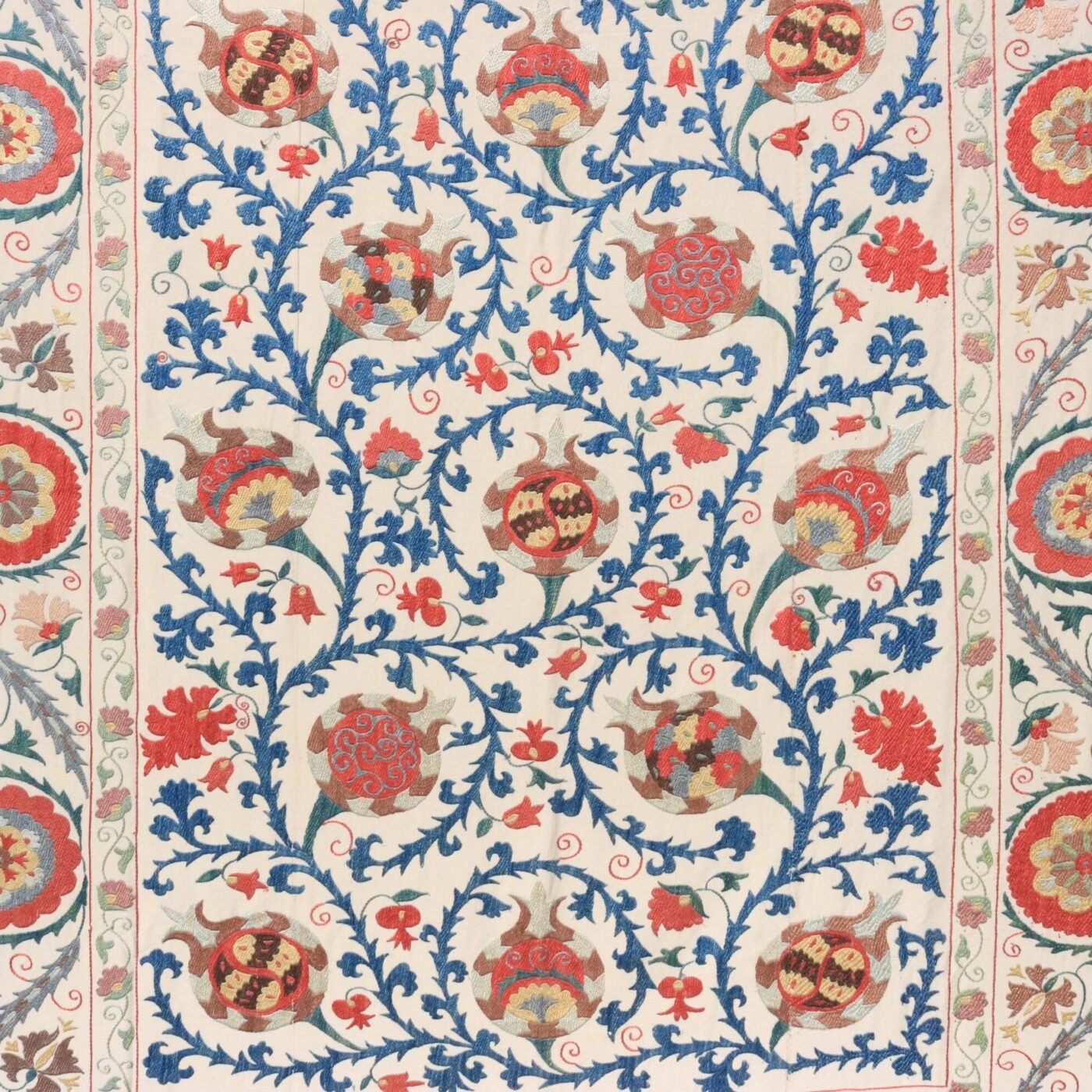 Uzbek handmade embroidery suzani. Bedspread, Bedcover, Wall hanging, Tapestry, Wall decor, Throw, tablecloth.