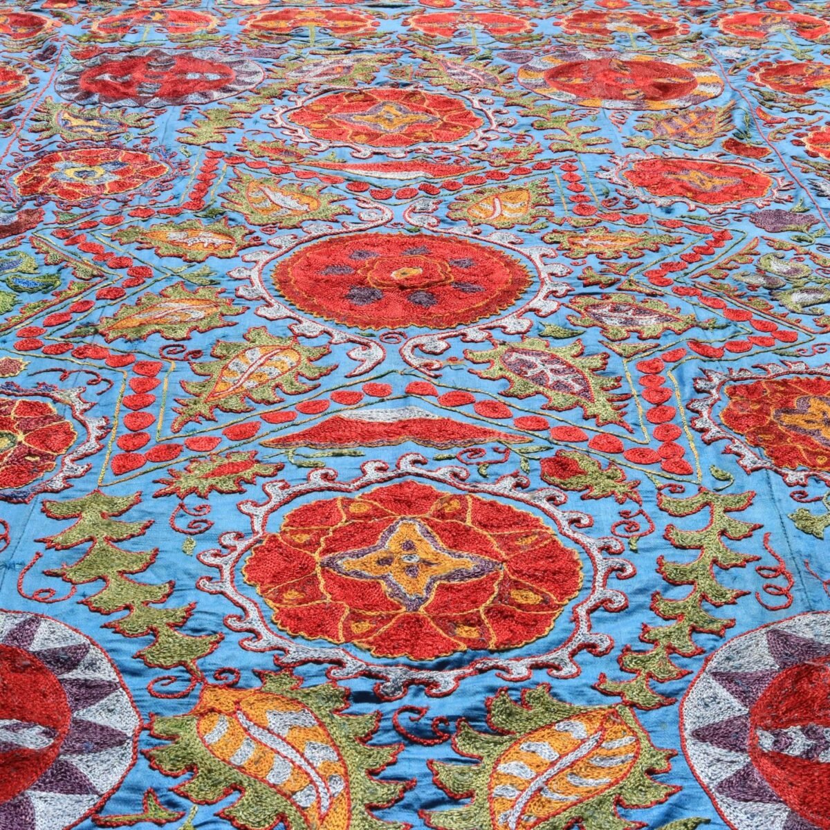 Uzbek handmade embroidery suzani. Bedspread, Bedcover, Wall hanging, Tapestry, Wall decor, Throw, tablecloth.