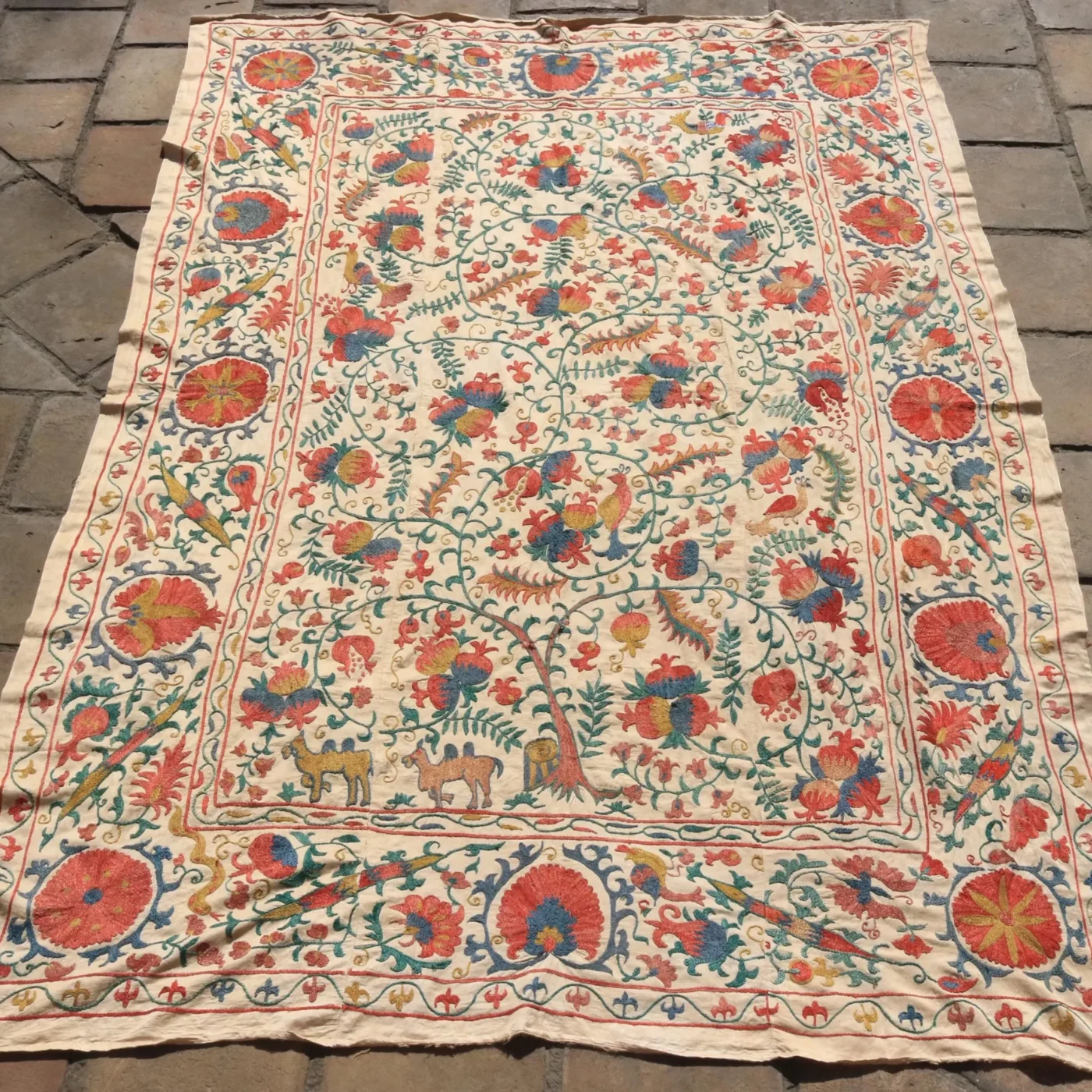 Uzbek handmade embroidery suzani. Bedspread, Bedcover, Wall hanging, Tapestry, Wall decor, Throw, tablecloth.